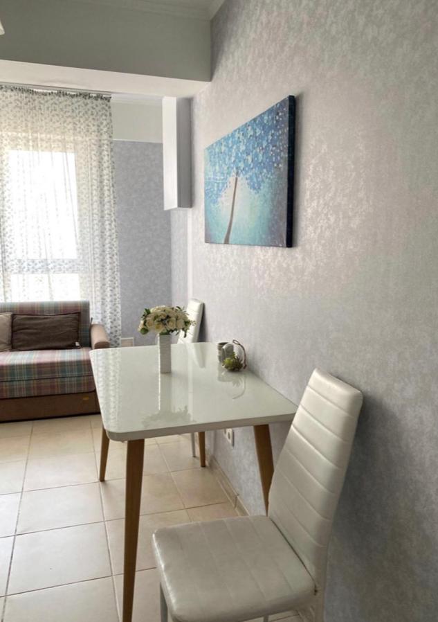 Luxury Apartment キシナウ エクステリア 写真